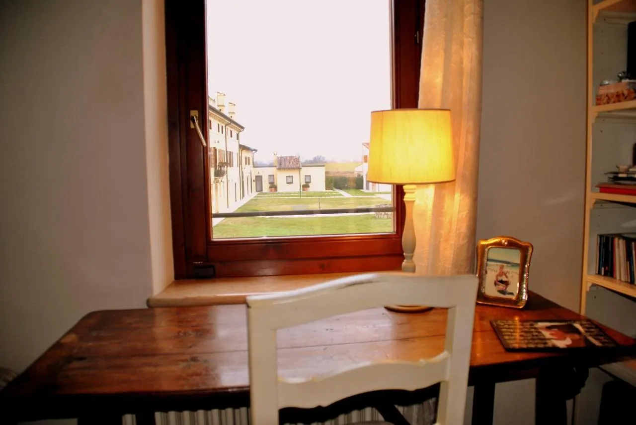 Bed & Breakfast Corte Antica Canossa Del 1600 Verona Italy
