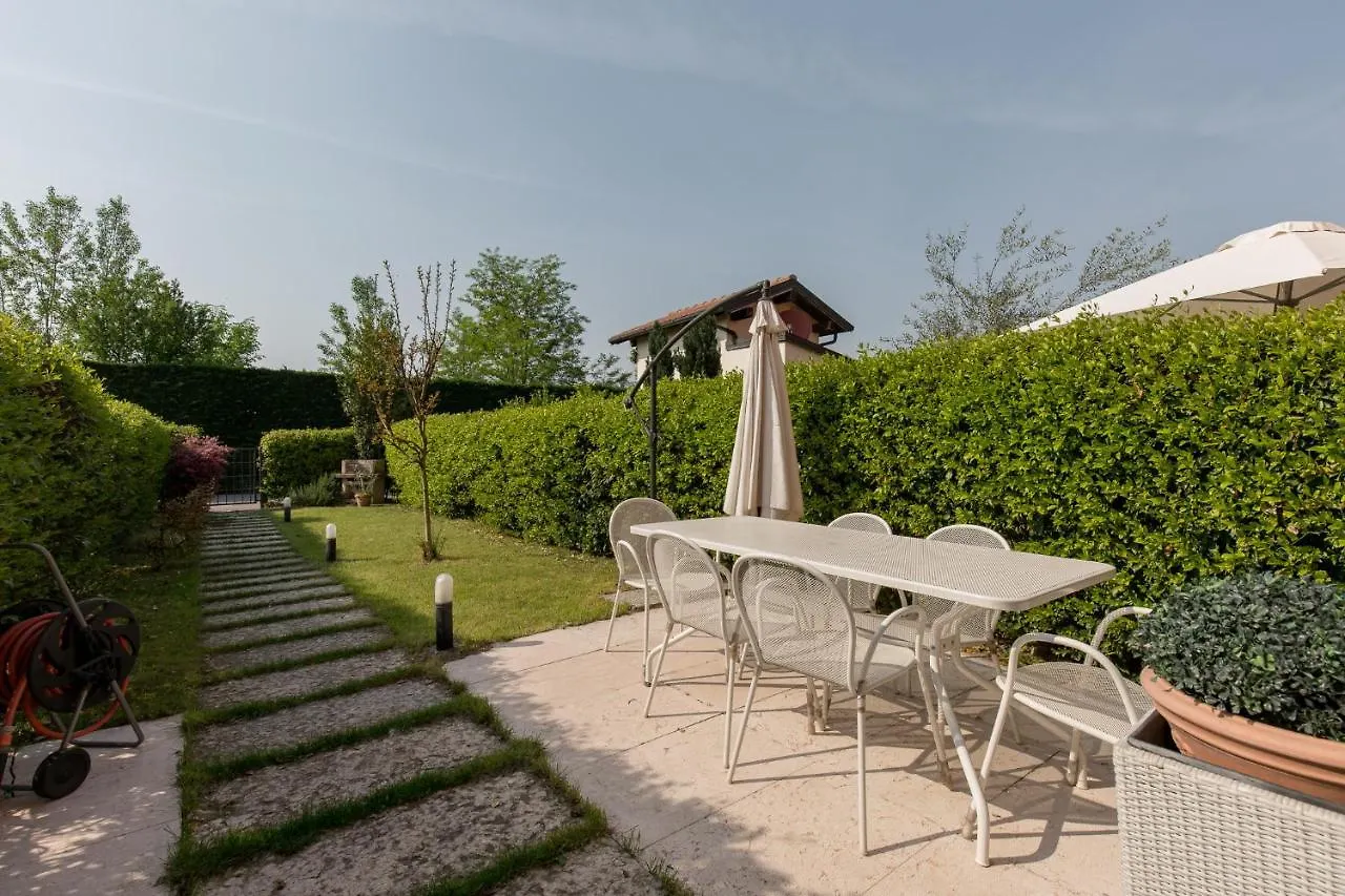 Corte Antica Canossa Del 1600 Verona Bed & Breakfast