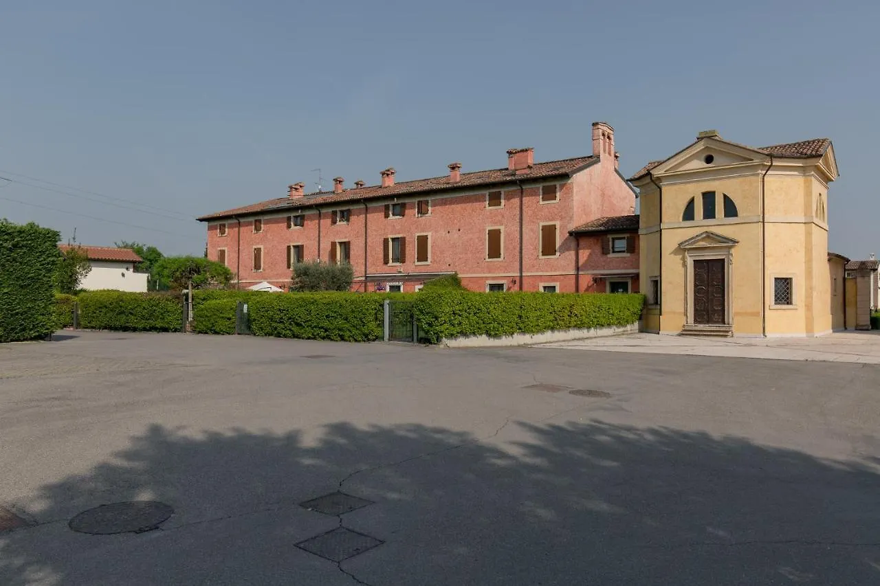 Corte Antica Canossa del 1600 Verona